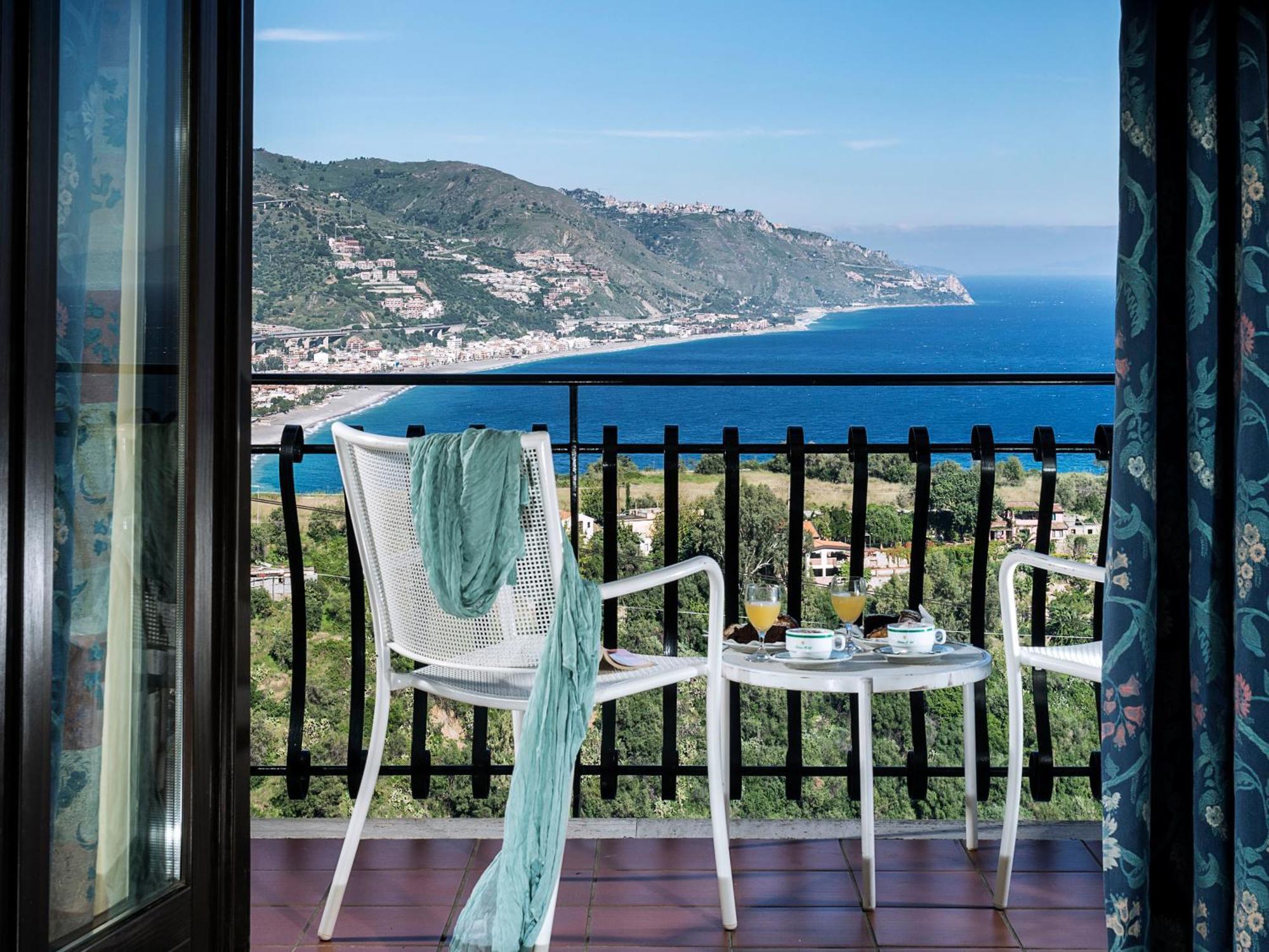 Superior Double or Twin Room Sea View